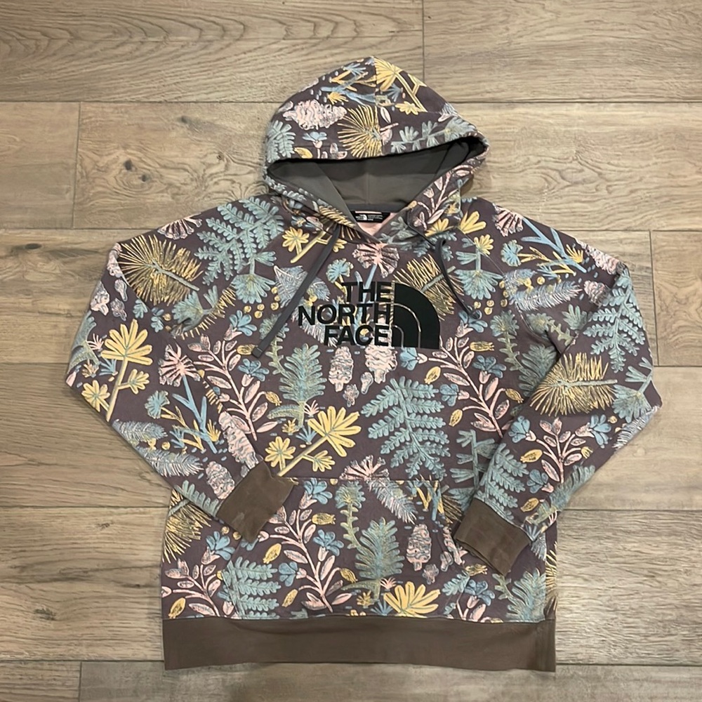 The North Face women’s Hoodie